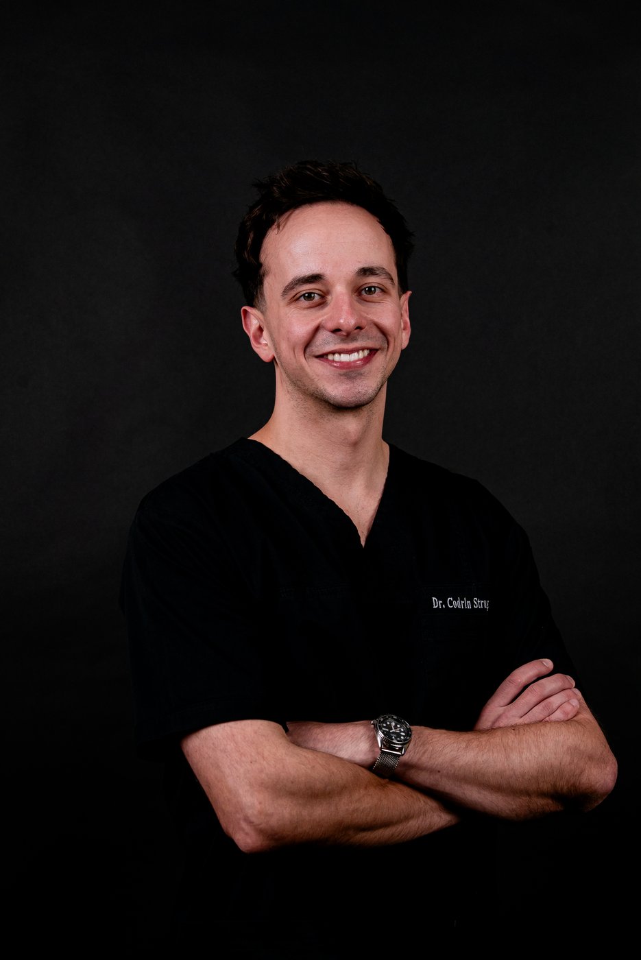 Dr. Codrin Strugariu — Medic Specialist Chirurgie Dento-Alveolară